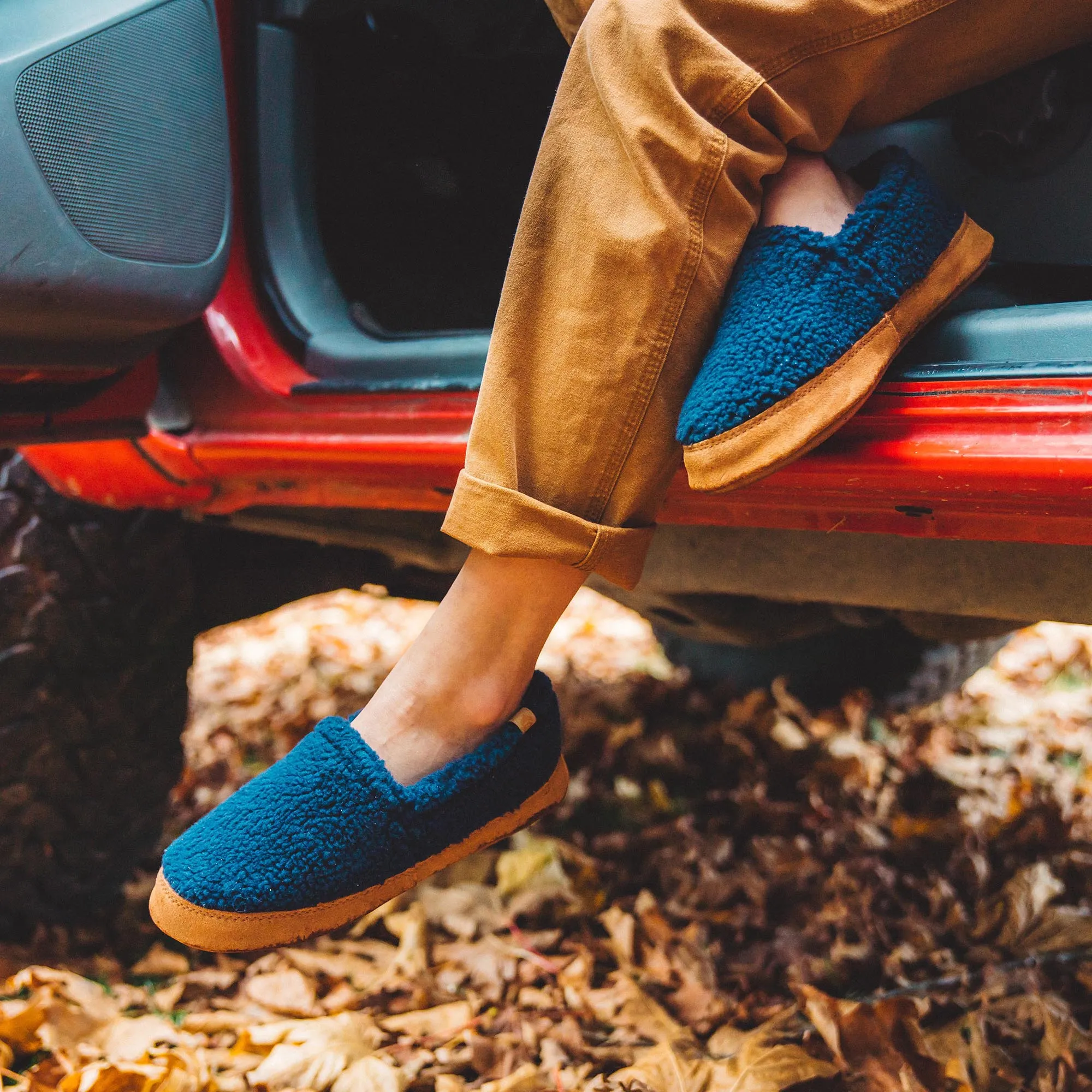 Men's Acorn® Moc Slippers with Cloud Cushion® Comfort