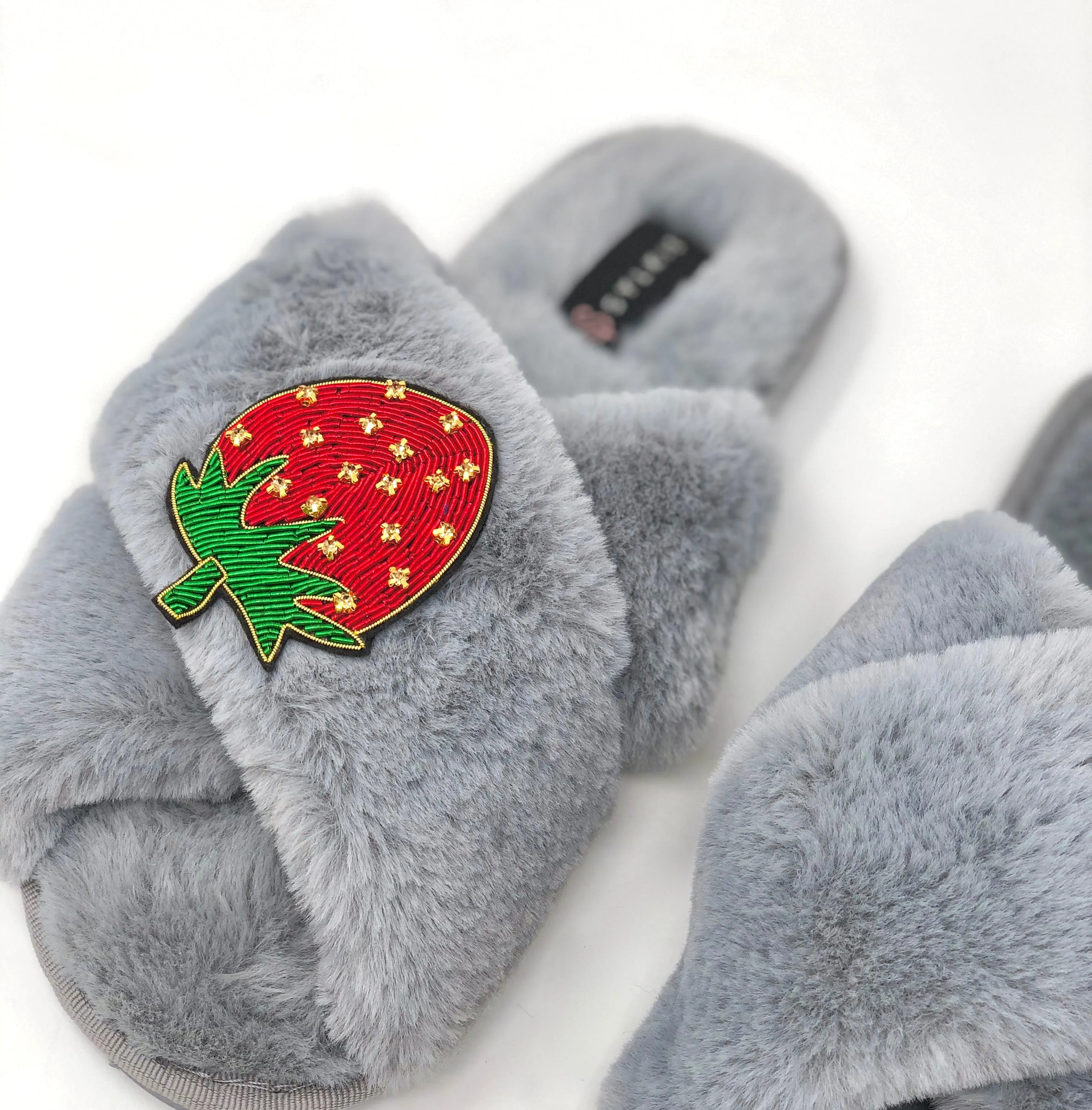 Strawberry Cross Slipper Grey